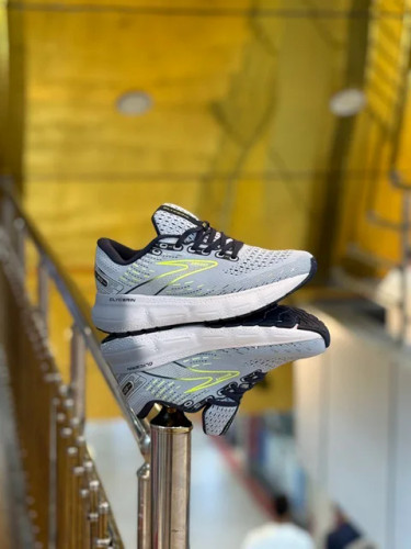 کتونی بروکس گلیسیرین 20مسترکوالیتی درجه 1 |سایز بندی 40 تا 45|brooks glycerin 20