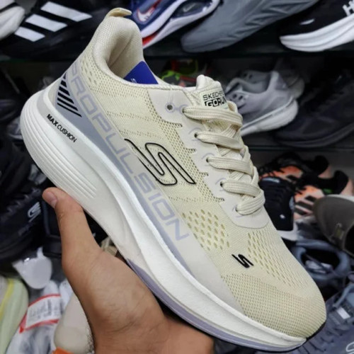 کتونی مسترکوالیتی اسکیچرز مکس کوشن / سایز 40 تا 45 / فروش عمده و تک/ Skechers Max Cushioning/