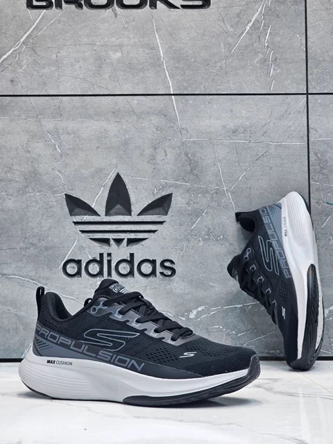 کتونی اسکیچرز مکس کوشن مستر درجه ۱/راحت و مقاوم /سایز بندی ۴۰ تا ۴۵/بالاترین کوالیتی /تک و عمده موجود Skeachers max Coshion