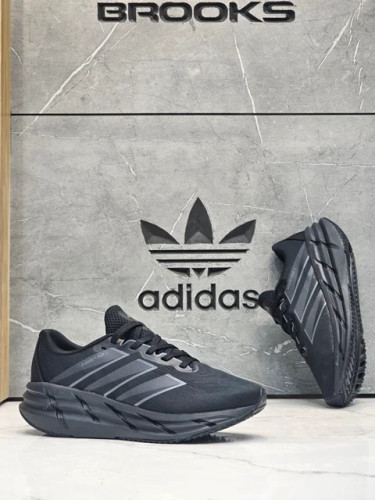 کتونی ادیداس ادی استار مسترکوالیتی /سایز بندی ۴۰ تا ۴۵/شیکو راحت /تک و عمده موجود Adidas adistar