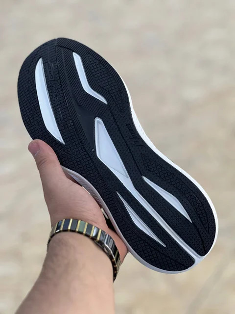 کتونی اسکیچرز sky مستر درجه۱/نرم و راحت طبی/مخصوص رانینگ/سایز۴۰تا۴۵/تک و عمده موجود Skeachers sky